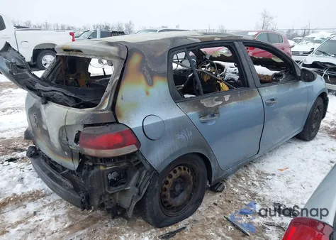 2010 Volkswagen Golf 4-Door z USA, uszkodzony, nr VIN WVWDA7AJXAW218721